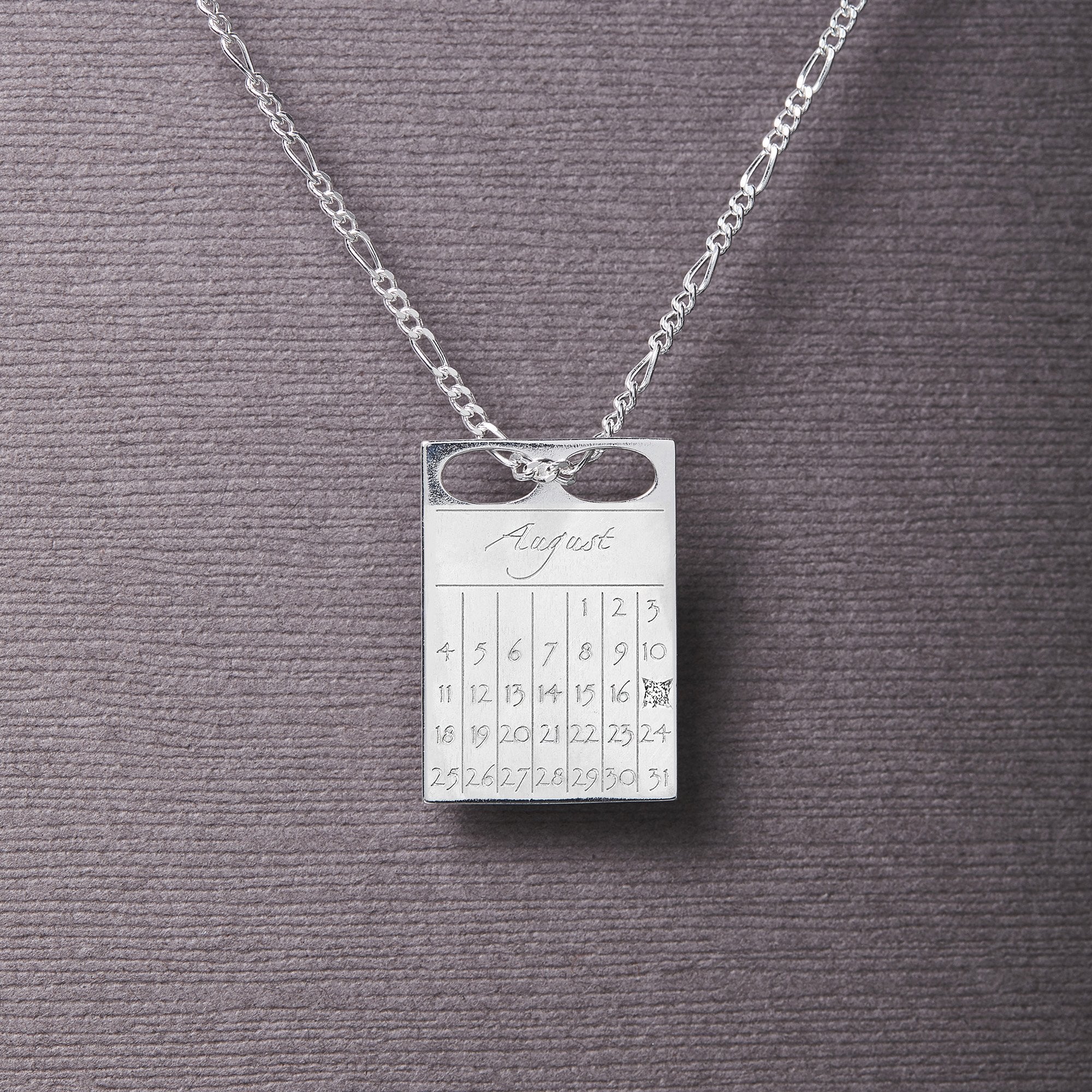 Dateplate Vedhæng Og Halskæde 50 Cm - Sterling Sølv Med Diamant